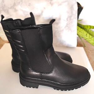 H&M Women's Chic Boots
